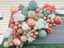 Load image into Gallery viewer, Pumpkin Balloon Arch Kit