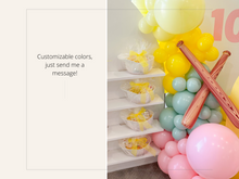 Load image into Gallery viewer, Softball Balloon Kit