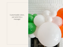 Load image into Gallery viewer, Sports Balloon Arch Kit