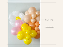 Load image into Gallery viewer, Daisy Balloon Arch Kit