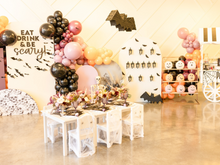 Load image into Gallery viewer, Eat Drink and Be Scary Balloon Kit