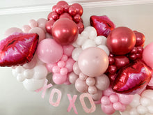 Load image into Gallery viewer, Valentines Balloon Kit