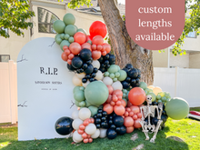 Load image into Gallery viewer, Vintage Halloween Balloon Kit