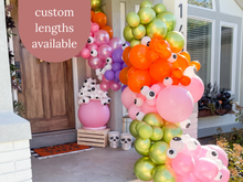 Load image into Gallery viewer, Halloween Balloon Garland with Eyeball Balloons