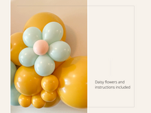 Load image into Gallery viewer, Retro Flower Balloon Kit
