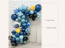 Load image into Gallery viewer, Outer Space Astronaut Balloon Kit