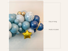Load image into Gallery viewer, Stars and Moon Balloon Kit