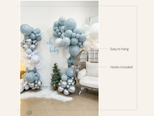 Load image into Gallery viewer, Winter Wonderland Balloon Kit