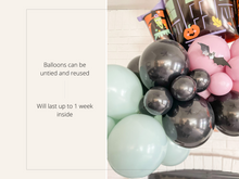 Load image into Gallery viewer, Haunted House Balloon Kit