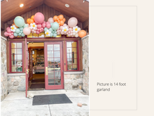 Load image into Gallery viewer, Groovy Daisy Balloon Kit