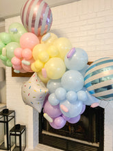Load image into Gallery viewer, Ice Cream Balloon Kit