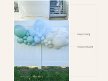 Load image into Gallery viewer, Surf&#39;s Up Balloon Kit
