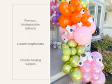 Load image into Gallery viewer, Halloween Balloon Garland with Eyeball Balloons
