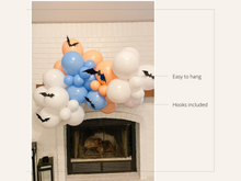 Load image into Gallery viewer, Blue Halloween Balloon Kit
